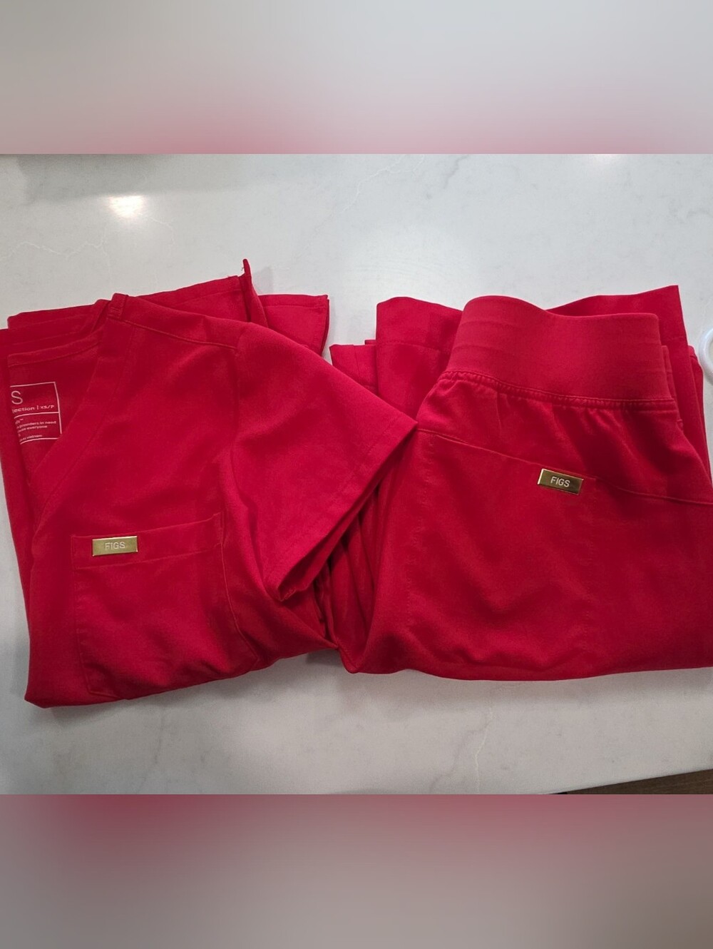 FIGS red Scrub Set